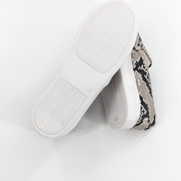 STEVE MADDEN Safari Snakeskin Loafers‎ Size 9 - Picture 3 of 4